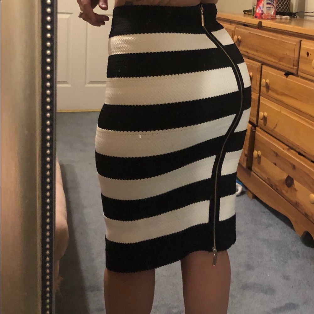 BCBG Bandage skirt